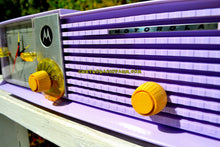 画像をギャラリービューアに読み込む, SOLD! - Dec 19, 2019 - HYACINTH Bi-level Retro Jetsons 1957 Motorola 5C27V-1 Tube AM Clock Radio Stunning and Near Mint! - [product_type} - Motorola - Retro Radio Farm