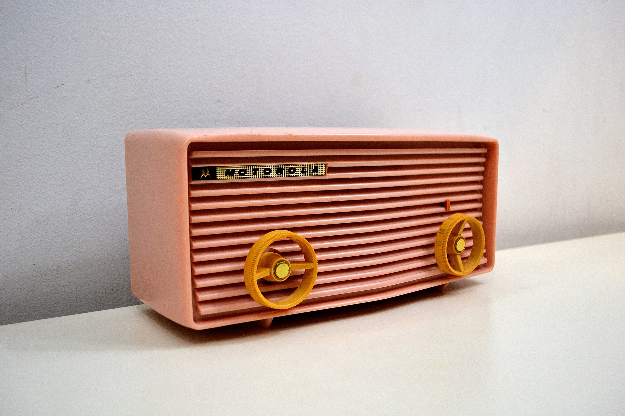 SOLD! - Jan. 8, 2020 - Powder Pink 1957 Motorola 57R Tube AM Antique Radio Real Gem Crack Free! - [product_type} - Motorola - Retro Radio Farm