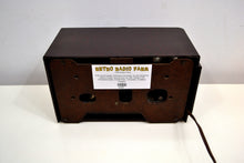 画像をギャラリービューアに読み込む, SOLD! - Oct 8, 2019 - 1952 General Electric Model 60 AM Brown Bakelite Tube Clock Radio Totally Restored! - [product_type} - General Electric - Retro Radio Farm