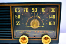 画像をギャラリービューアに読み込む, SOLD! - Oct 26, 2019 - Hunter Green 1953 Philco Model 53-562 Transitone AM Radio with Civil Service and Sounds Great! - [product_type} - Philco - Retro Radio Farm