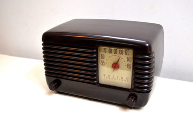 SOLD! - Oct. 30, 2019 - Art Deco Brown Bakelite Vintage 1946 Philco Transitone 46-200 AM Radio Popular Design Back In Its Day and Today!