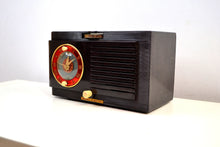 Charger l&#39;image dans la galerie, SOLD! - Nov 7, 2019 - Rich Sumptuous 1952 General Electric Model 60 AM Brown Bakelite Tube Clock Radio A Class Act! - [product_type} - General Electric - Retro Radio Farm