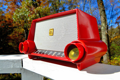 SOLD! - Nov 16, 2017 - CIMARRON RED Dashboard Retro Jetsons 1953 Motorola 53H Tube AM Radio Mint Condition!