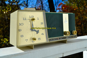 SOLD! - Nov 3, 2017 - HUNTER GREEN Gorgeous Mid Century Vintage Motorola C11G Clock Radio 1959 Tube AM Clock Radio Totally Restored! - [product_type} - Motorola - Retro Radio Farm