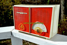 Charger l&#39;image dans la galerie, SOLD! - Dec 9, 2017 - WACKY LOOKING Coral And White  Retro Jetsons Vintage 1958 Philco G826-124 AM Tube Radio Looks Awesome! - [product_type} - Philco - Retro Radio Farm