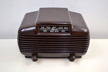 Charger l&#39;image dans la galerie, SOLD! - Nov. 1, 2019 - Golden Age 1946 Majestic Model 5A410 Bakelite AM Tube Radio Sweet and Nostalgic! - [product_type} - Majestic - Retro Radio Farm