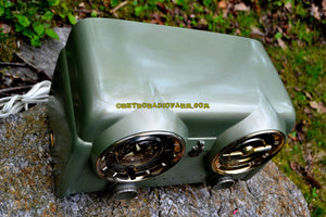 SOLD! - May 15, 2017 - PALMETTO GREEN METALLIC 1951 Crosley Model 11-125GN AM Tube Clock Radio Quality Construction Sounds Great! - [product_type} - Crosley - Retro Radio Farm