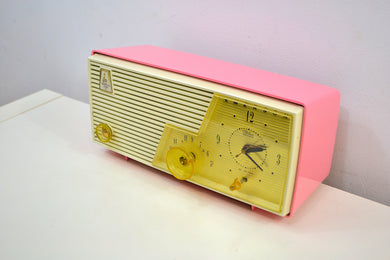 Cameo Pink 1958 Emerson Model 916-B Tube AM Clock Radio Sounds Great!