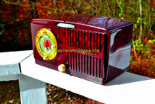 Load image into Gallery viewer, SOLD! - Nov 19, 2017 - BROWN MARBLED Golden Age Art Deco 1952 General Electric Model 515F AM Tube Clock Radio Totally Restored! - [product_type} - General Electric - Retro Radio Farm