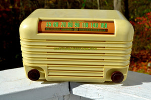 SOLD! - Nov 15, 2017 - BLUETOOTH MP3 Ready - ANTIQUE IVORY Vintage Deco Retro 1946 Hoffman Model A200 AM Bakelite Tube Radio Excellent Working Condition! - [product_type} - Hoffman - Retro Radio Farm