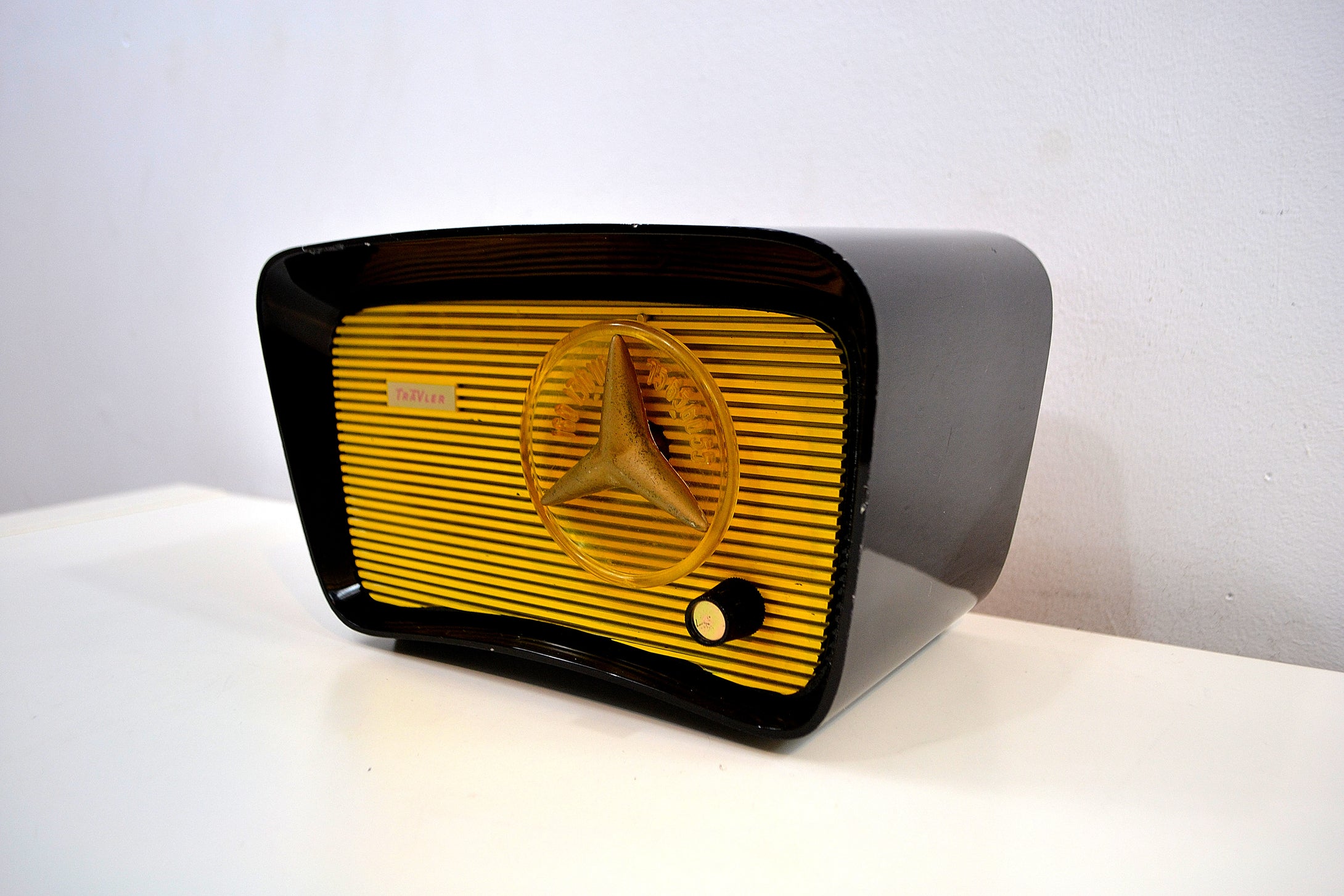 Black and Yellow 1959 Travler Model T-204 AM Tube Radio Cute As A Button! - [product_type} - Travler - Retro Radio Farm