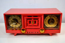 Charger l&#39;image dans la galerie, SOLD! - Dec 7, 2018 - Hot Pink Vintage 1955 Zenith R519V AM Tube Clock Radio Works and Looks Great! - [product_type} - Zenith - Retro Radio Farm