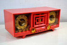 Charger l&#39;image dans la galerie, SOLD! - Dec 7, 2018 - Hot Pink Vintage 1955 Zenith R519V AM Tube Clock Radio Works and Looks Great! - [product_type} - Zenith - Retro Radio Farm