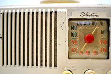 画像をギャラリービューアに読み込む, SOLD! - Dec. 13, 2019 - Ivory Cream Silvertone 1947 Model 6016 AM Tube Bakelite Radio Plays Like A Champ! - [product_type} - Silvertone - Retro Radio Farm