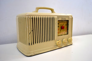 SOLD! - Dec. 13, 2019 - Ivory Cream Silvertone 1947 Model 6016 AM Tube Bakelite Radio Plays Like A Champ! - [product_type} - Silvertone - Retro Radio Farm