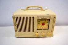 画像をギャラリービューアに読み込む, SOLD! - Dec. 13, 2019 - Ivory Cream Silvertone 1947 Model 6016 AM Tube Bakelite Radio Plays Like A Champ! - [product_type} - Silvertone - Retro Radio Farm
