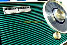 画像をギャラリービューアに読み込む, SOLD! - Dec 9, 2017 - HUNTER GREEN Mid Century Vintage 1962 Motorola Model A24N AM Tube Radio Sounds Great! - [product_type} - Motorola - Retro Radio Farm