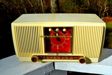 画像をギャラリービューアに読み込む, SOLD! - Dec 9, 2017 - BLUETOOTH MP3 READY Ivory Vanilla 1955 General Electric Model 573 Retro AM Clock Radio Works Great! - [product_type} - General Electric - Retro Radio Farm