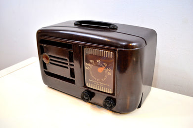 Umber Brown Bakelite 1946 Emerson Model 507 AM Tube Radio Golden Age of Radio Beauty!