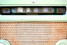 Charger l&#39;image dans la galerie, SOLD! - Dec 10, 2018 - Country Cottage Green 1940 Motorola 55x15 Tube AM Radio Original Factory Quaint Design! - [product_type} - Motorola - Retro Radio Farm