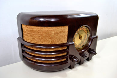 SOLD! - Jan 26, 2020 - Espresso Marble Brown Bakelite 1937 Majestic Model 651 AM Vacuum Tube Radio Real Jawdropper!