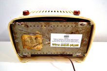 Load image into Gallery viewer, Tusk Ivory Art Deco Industrial 1946 Addison Model 55 Bakelite AM Vacuum Tube Radio with Toaster Envy! - [product_type} - Addison - Retro Radio Farm