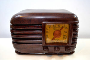 SOLD! - Dec. 12, 2019 - Walnut Bakelite Art Deco 1940 Crosley Model 13 AM Vacuum Tube Radio Sounds Fantastic! - [product_type} - Crosley - Retro Radio Farm