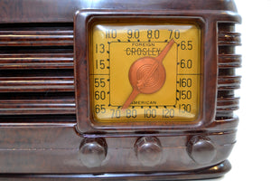 SOLD! - Dec. 12, 2019 - Walnut Bakelite Art Deco 1940 Crosley Model 13 AM Vacuum Tube Radio Sounds Fantastic! - [product_type} - Crosley - Retro Radio Farm