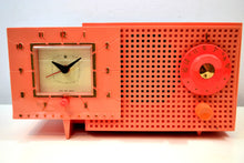 画像をギャラリービューアに読み込む, SOLD! - Jan. 19, 2020 - Rouge Pink 1959 Westinghouse Model H540T5A Vacuum Tube AM Clock Radio Seductive Looking and Sounding! - [product_type} - Westinghouse - Retro Radio Farm