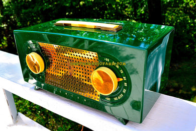 SOLD! - June 26, 2017 - CANDY APPLE GREEN Mid Century Retro Jetsons Vintage 1955 Zenith Model R511F AM Tube Radio Near Mint!