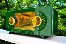 Load image into Gallery viewer, SOLD! - June 26, 2017 - CANDY APPLE GREEN Mid Century Retro Jetsons Vintage 1955 Zenith Model R511F AM Tube Radio Near Mint! - [product_type} - Zenith - Retro Radio Farm