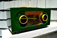 Load image into Gallery viewer, SOLD! - June 26, 2017 - CANDY APPLE GREEN Mid Century Retro Jetsons Vintage 1955 Zenith Model R511F AM Tube Radio Near Mint! - [product_type} - Zenith - Retro Radio Farm