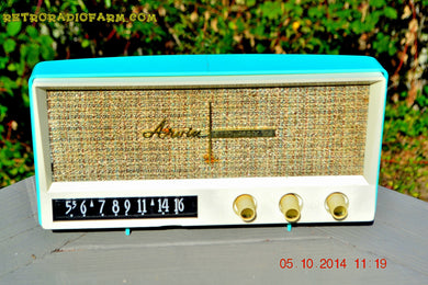 売れました！ 2015 年 2 月 22 日 - アクアマリン ブルー レトロ Jetsons ヴィンテージ 1959 Arvin 2585 AM 真空管ラジオは動作します。