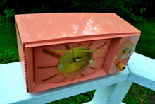 Charger l&#39;image dans la galerie, SOLD! - Aug 4, 2017 - ROSE PINK Mid Century Retro 1959 Westinghouse Model H545T5A Tube AM Clock Radio Totally Restored! - [product_type} - Westinghouse - Retro Radio Farm