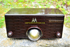 SOLD! - July 27, 2017 - ESPRESSO Mid Century Retro Jetsons 1957 Motorola 56H Turbine Tube AM Radio Marbled! - [product_type} - Motorola - Retro Radio Farm