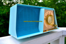 Charger l&#39;image dans la galerie, SOLD! - July 4, 2017 - TUXEDO BLUE Mid Century Retro 1962 Motorola A17B3 Tube AM Radio Cool Model Rare Color! Near Mint! - [product_type} - Motorola - Retro Radio Farm