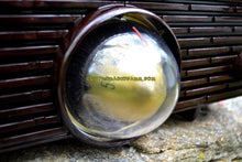 Load image into Gallery viewer, SOLD! - July 27, 2017 - ESPRESSO Mid Century Retro Jetsons 1957 Motorola 56H Turbine Tube AM Radio Marbled! - [product_type} - Motorola - Retro Radio Farm