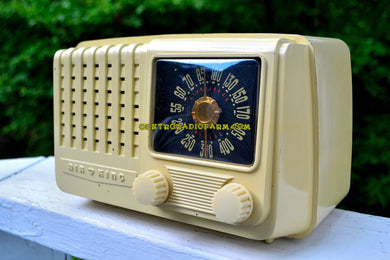 売れました！ - 2017 年 9 月 12 日 - アラバスター アールデコ ヴィンテージ レトロ インダストリアル エイジ 1948 エア キング モデル A-511-512 ベークライト チューブ ラジオは魔法のように機能します。