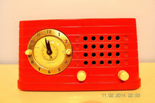 画像をギャラリービューアに読み込む, SOLD! - Feb 27, 2014 - STUNNING CARDINAL RED Bakelite 1948 Telechron Model 8H59 Clock Radio Works! - [product_type} - Admiral - Retro Radio Farm