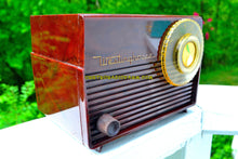 Charger l&#39;image dans la galerie, SOLD! - June 19, 2017 - MOCHA MARBLE SWIRL Retro Vintage 1953 Westinghouse H-783T5 AM Tube Radio Sounds Great! - [product_type} - Westinghouse - Retro Radio Farm