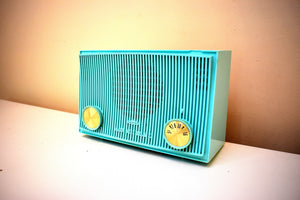 Bluetooth すぐに使えます - ベリル アクア ブルー ヴィンテージ 1963-64 アドミラル "ソネット" モデル Y3109A 真空管ラジオのサウンドは素晴らしいです。美しい色！