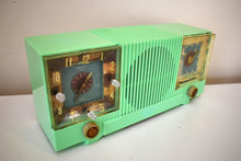 Load image into Gallery viewer, Cloisonne Green Mid Century 1952 Automatic Radio Mfg Model CL-142 Vacuum Tube AM Radio Cool Model Rare Color!