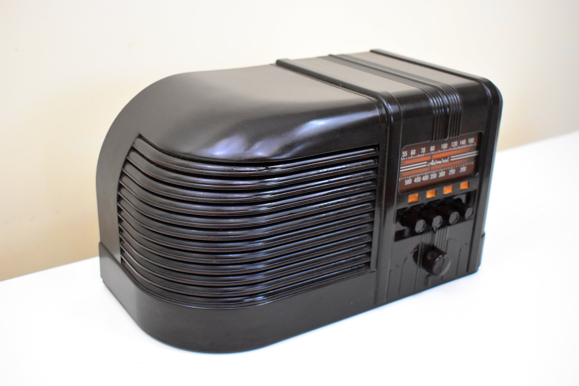 1940's Kilocycles Meter Bakelite Radio with Trutone retailer Stratoscope