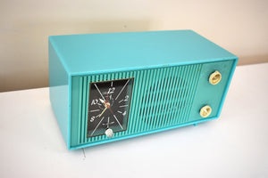 Turquoise 1959 Admiral Model Y865C Vacuum Tube AM Radio Sounds Great! Looks Great!