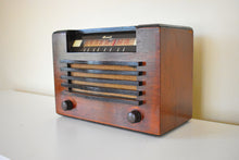 Load image into Gallery viewer, Cherry Wood Artisan Handcrafted 1947 Speigel Inc. Aircastle Model 6514 Vacuum Tube AM Radio Sounds Great! Excellent Condition!