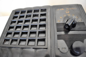 Pitch Black Bakelite 1939 Air King Model 222 AM Vacuum Tube AM Radio Works! Pee Wee Sized Player!