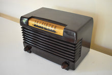 Load image into Gallery viewer, Timber Brown Bakelite 1952 Wards Airline Model 05BR-1525C AM Vacuum Tube Radio Beauty of Bakelite Sounds Marvelous!