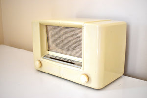 Gilded Age Ivory Bakelite 1947 Airline Model 74WG-1509 AM Vacuum Tube AM Radio Excellent Condition Great Sounding!!