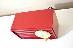 Bluetooth 準備完了-カーディナルレッド ベークライト ヴィンテージ 1955-1957 エアラインモデル GSL-1616A AM 真空管ラジオ 希少カラー！
