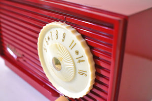 Bluetooth 準備完了-カーディナルレッド ベークライト ヴィンテージ 1955-1957 エアラインモデル GSL-1616A AM 真空管ラジオ 希少カラー！